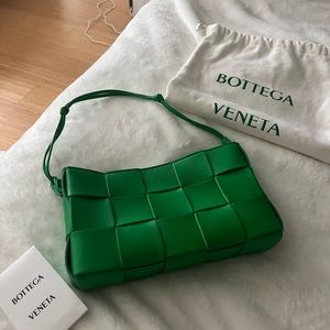 Bottega Veneta Green Cassette Pouch Bag